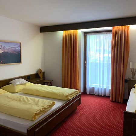Garni Bel Air Hotel Colfosco Luaran gambar