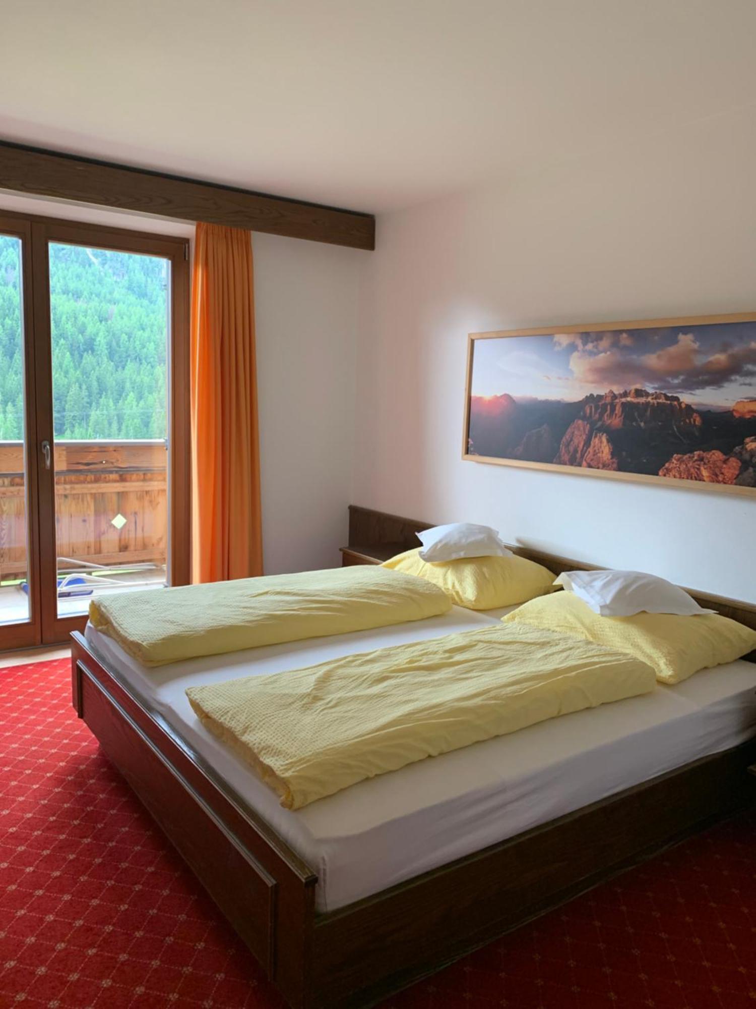 Garni Bel Air Hotel Colfosco Luaran gambar