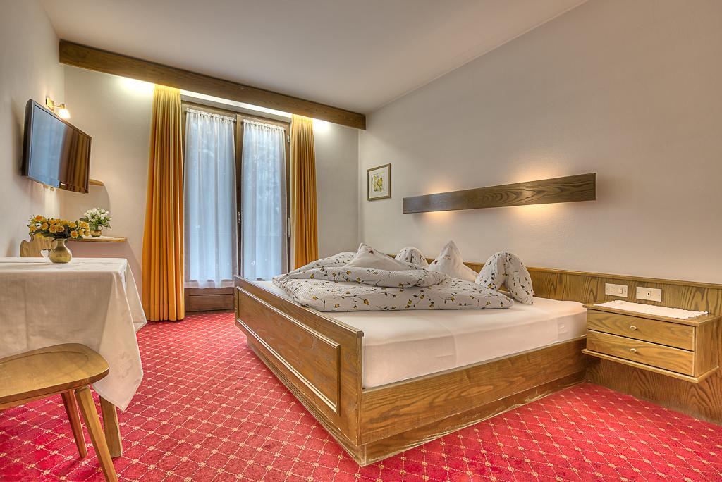 Garni Bel Air Hotel Colfosco Luaran gambar