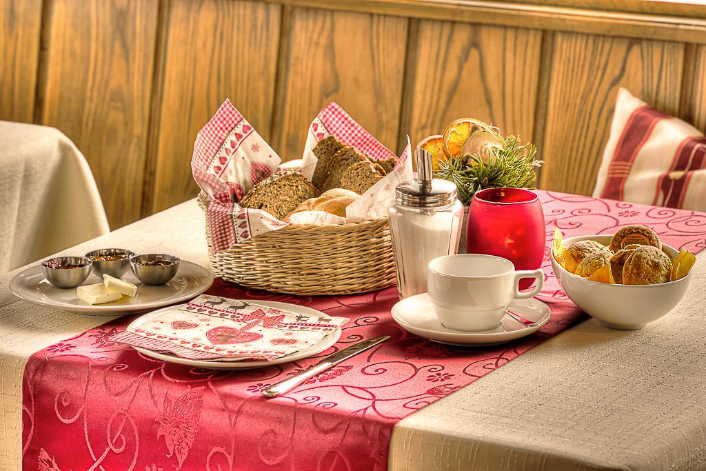 Garni Bel Air Hotel Colfosco Luaran gambar