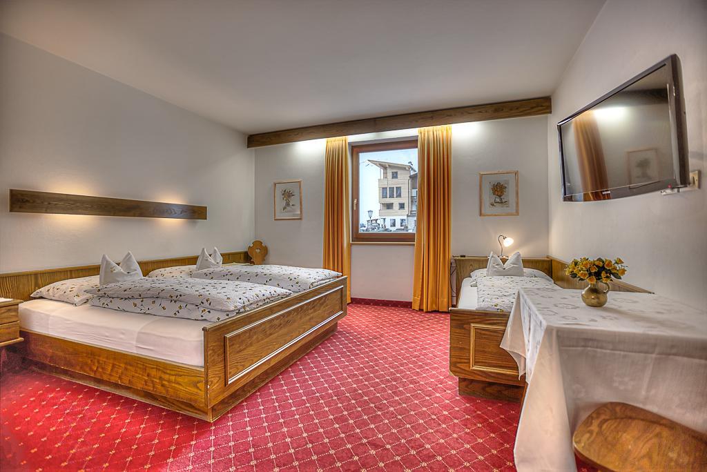 Garni Bel Air Hotel Colfosco Luaran gambar