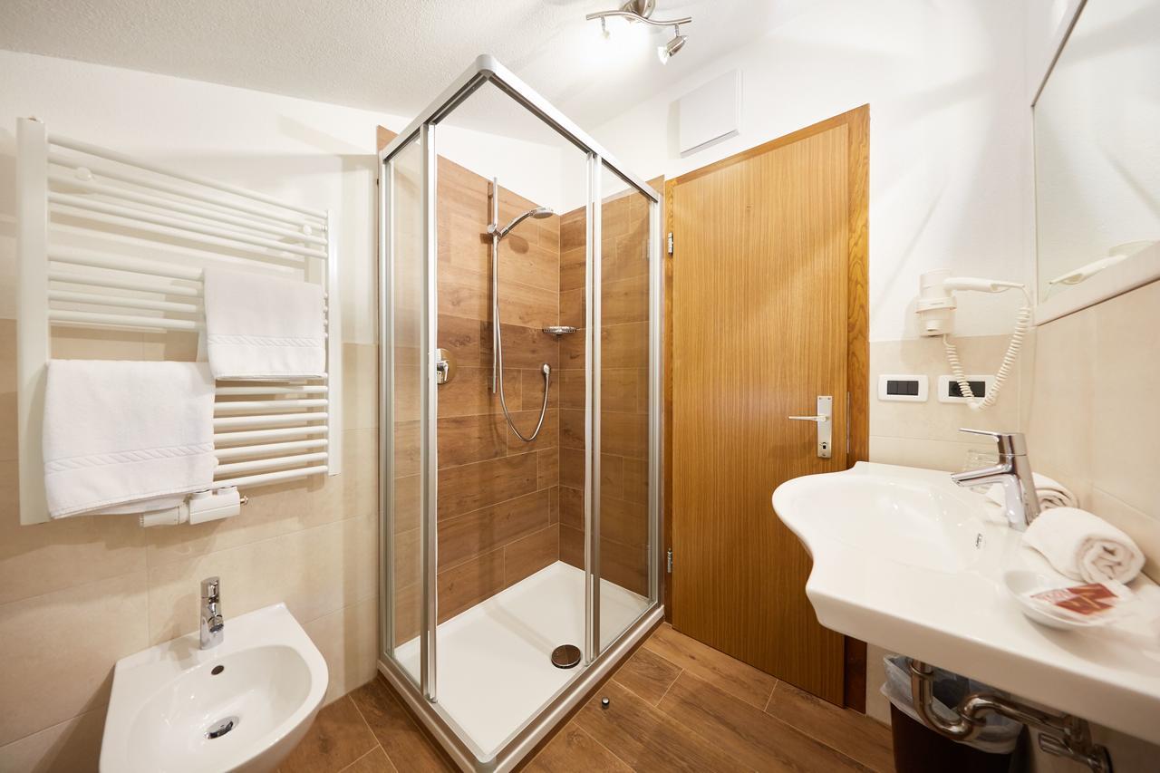 Garni Bel Air Hotel Colfosco Luaran gambar